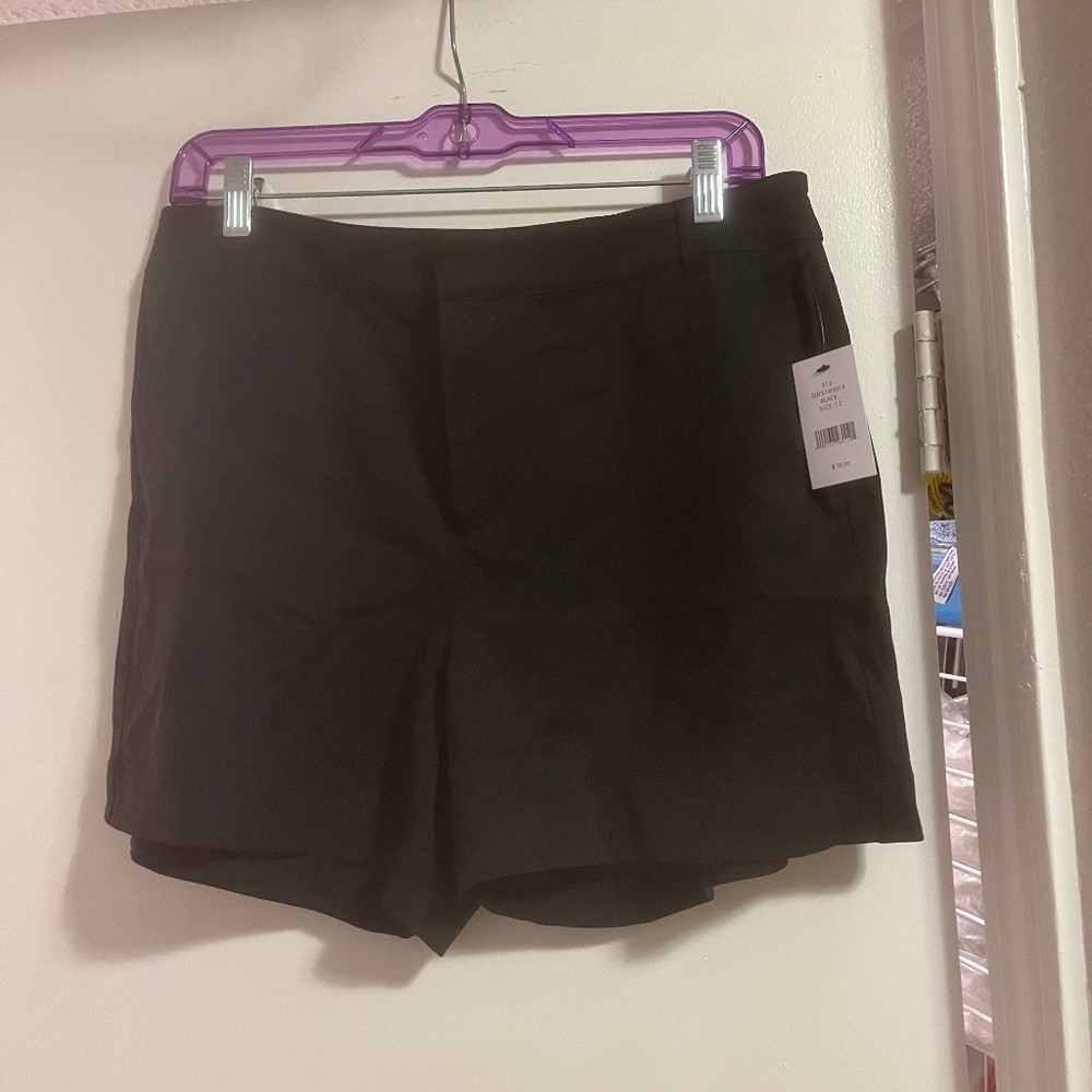 Saks Fifth Avenue black dress shorts Brand New